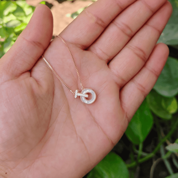 OVER THINKER CHAIN PENDNT