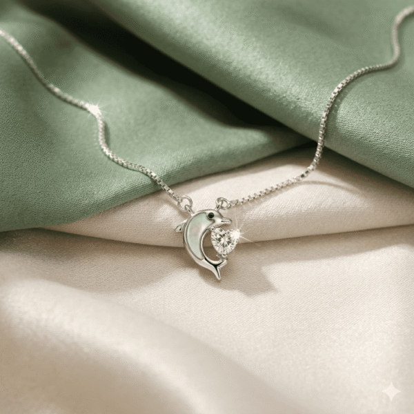 DOLPHIN CHAIN PENDANT