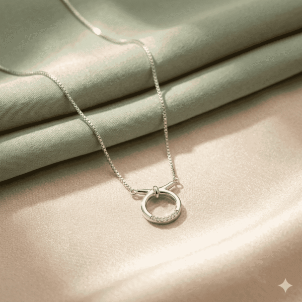 DELICATE RING CHAIN PENDANT