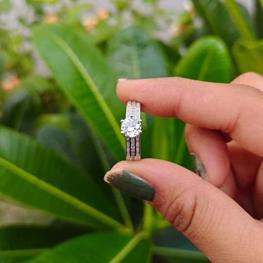 Raound And Baguette Ring